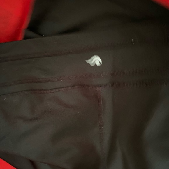 Ideology athelitic pants. Great used condition - Picture 3 of 3